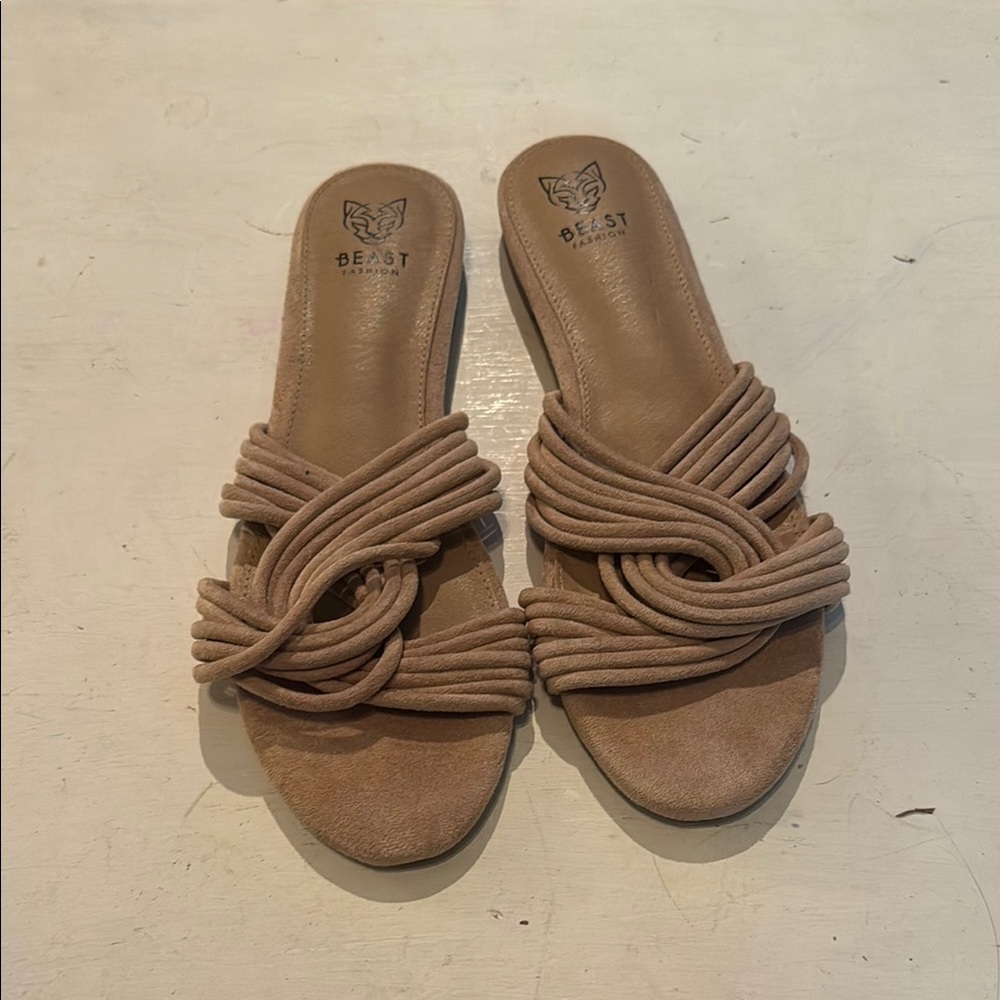 Women's Tan Knotted Slide Sandals